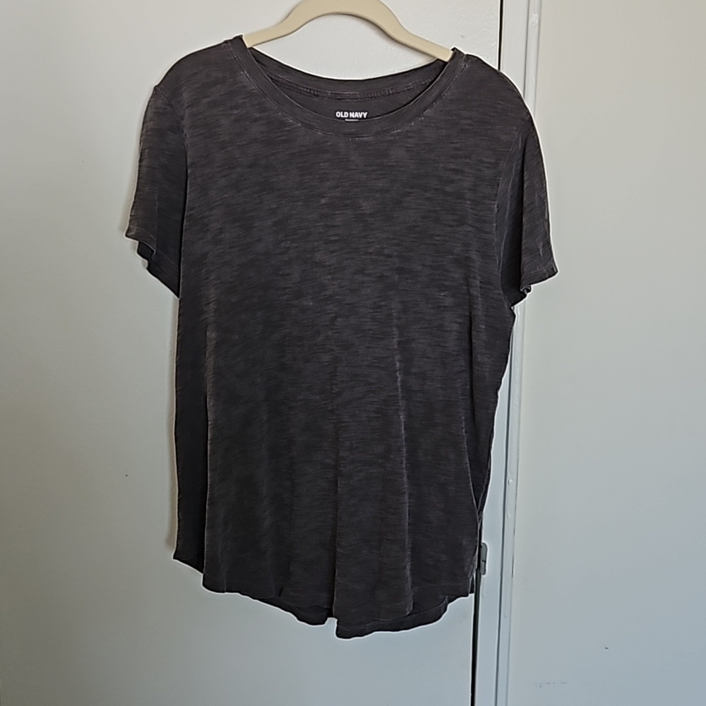 Old Navy gray Tshirt size L